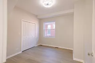 7437 S Merrill Ave, Chicago, IL 60649 - Photo 14