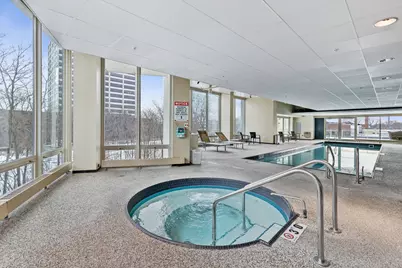 1570 Elmwood Avenue #1504, Evanston, IL 60201 - Photo 20