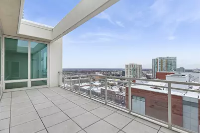 1570 Elmwood Avenue #1504, Evanston, IL 60201 - Photo 6
