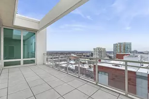 1570 Elmwood Ave, Evanston, IL 60201 - Photo 6