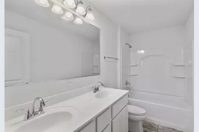 32018 Savannah Drive, Lakemoor, IL 60051 - Photo 18