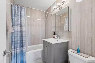 655 W Irving Park Rd, Chicago, IL 60613 - Photo 14