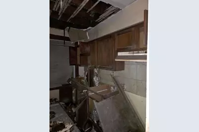 7116 S Lafayette Avenue, Chicago, IL 60621 - Photo 2