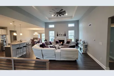 1919 Truman Street, Sycamore, IL 60178 - Photo 2