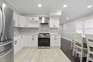 240 E 148th St, Harvey, IL 60426 - Photo 10