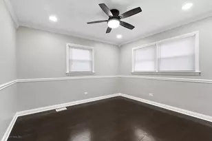 240 E 148th St, Harvey, IL 60426 - Photo 14