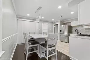 240 E 148th St, Harvey, IL 60426 - Photo 8