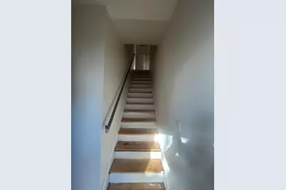 1021 7th Street, Rockford, IL 61104 - Photo 8