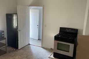 1021 7th St, Rockford, IL 61104 - Photo 24