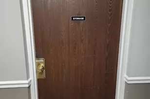 235 N Mill Rd, Addison, IL 60101 - Photo 4