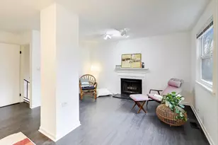 1011 Wesley Ln, Algonquin, IL 60102 - Photo 16