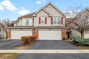 3074 Renard Ln, Saint Charles, IL 60175 - Photo 1