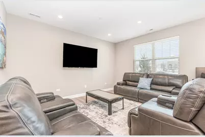 253 Masters Drive, Addison, IL 60101 - Photo 2