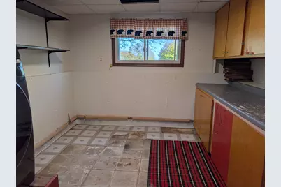 2042 Kenneth Drive, Freeport, IL 61032 - Photo 22