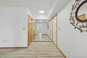 7025 Heritage Cir, Orland Park, IL 60462 - Photo 12