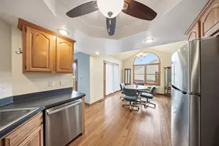 300 Forest Dr, Kirkland, IL 60146 - Photo 8