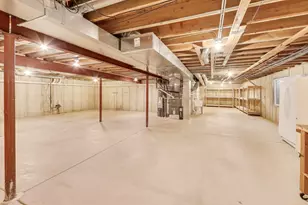 121 Preakness Dr, Oswego, IL 60543 - Photo 54