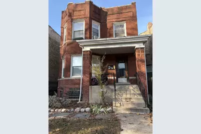 3924 N Sawyer Avenue, Chicago, IL 60618 - Photo 2