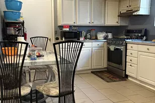 3924 N Sawyer Ave, Chicago, IL 60618 - Photo 6