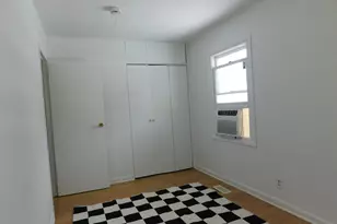 33 Hawthorne Ln, Streamwood, IL 60107 - Photo 10