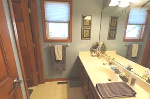 430 Brookhaven Cir, Sugar Grove, IL 60554 - Photo 30