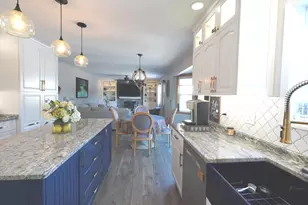 430 Brookhaven Cir, Sugar Grove, IL 60554 - Photo 8