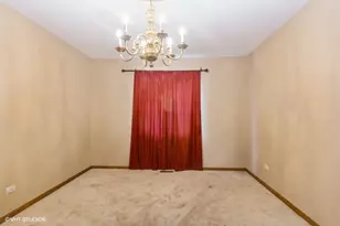 19265 Lange St, Lansing, IL 60438 - Photo 6