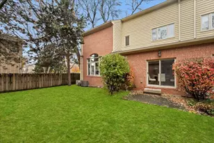 1743 Melise Dr, Glenview, IL 60025 - Photo 24