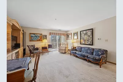 605 Barrington Avenue #350, East Dundee, IL 60118 - Photo 6