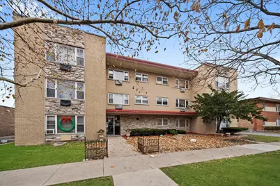 415 S Maple Avenue #202, Oak Park, IL 60302 - Photo 2
