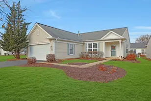 13440 Crestview Dr, Huntley, IL 60142 - Photo 1