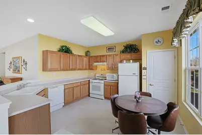 13440 Crestview Drive, Huntley, IL 60142 - Photo 8