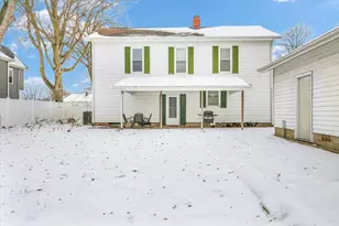 110 E Barker St, Tuscola, IL 61953 - Photo 30