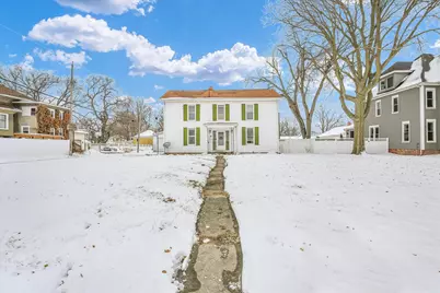 110 E Barker Street, Tuscola, IL 61953 - Photo 2