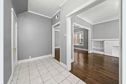 7841 S Burnham Avenue, Chicago, IL 60649 - Photo 6