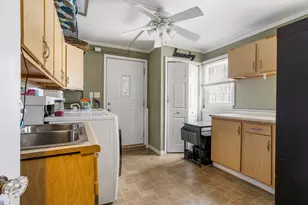 1233 E Jefferson St, Bloomington, IL 61701 - Photo 28