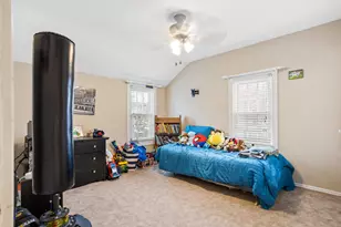 1233 E Jefferson St, Bloomington, IL 61701 - Photo 22