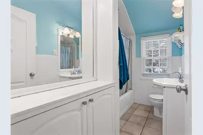 1233 E Jefferson Street, Bloomington, IL 61701 - Photo 20