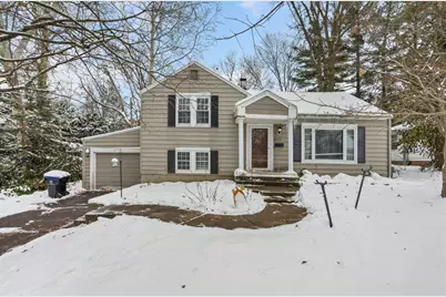 1233 E Jefferson Street, Bloomington, IL 61701 - Photo 1