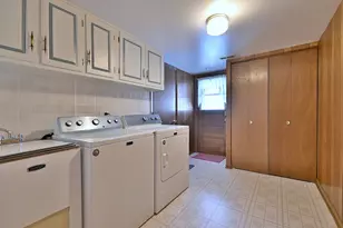 231 N Flora Pkwy, Addison, IL 60101 - Photo 30