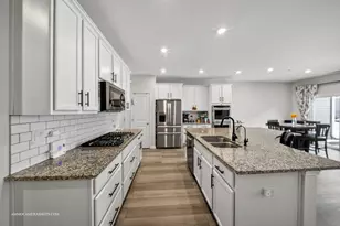 534 Watercress Dr, Aurora, IL 60504 - Photo 10