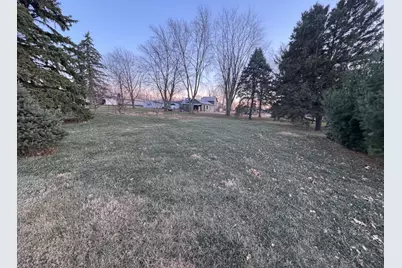 912 E Locust Street, Fairbury, IL 61739 - Photo 4