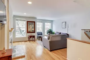 35 Elgin Ave, Forest Park, IL 60130 - Photo 6