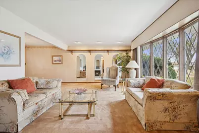 9S215 Florence Avenue, Downers Grove, IL 60516 - Photo 2