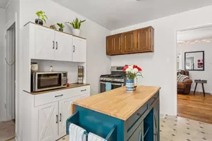 220 Brookwood Dr, Champaign, IL 61820 - Photo 8