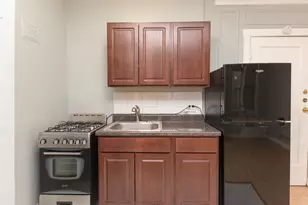 4735 N Beacon St, Chicago, IL 60640 - Photo 2