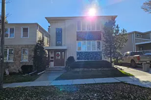 6509 W Sunnyside Ave, Harwood Heights, IL 60706 - Photo 2