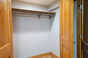 6509 W Sunnyside Ave, Harwood Heights, IL 60706 - Photo 10