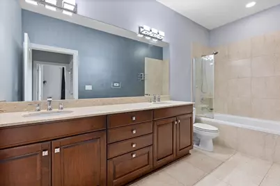 2811 N Bell Avenue #202, Chicago, IL 60618 - Photo 14