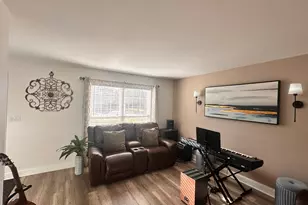 2214 Andrew Trail, Montgomery, IL 60538 - Photo 4